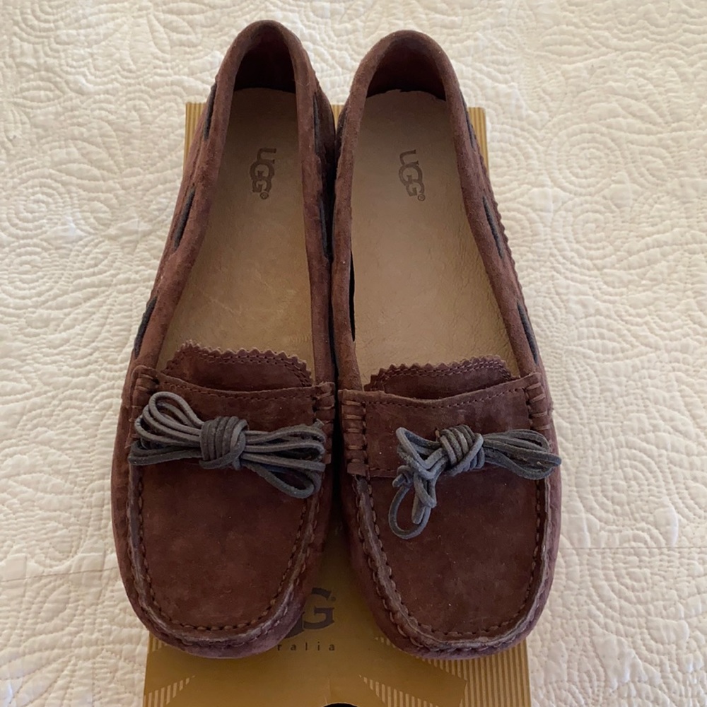 UGG Loafers/Mocasins